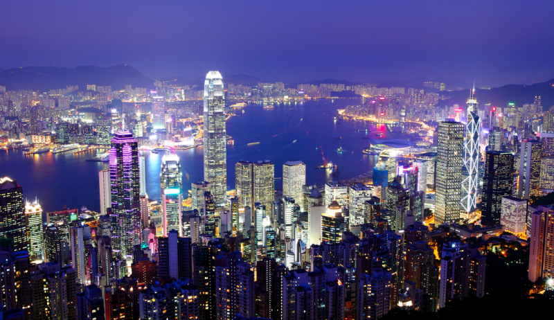香港上半年大陆访客新造保单301亿元 急升1.17倍 - 金评媒