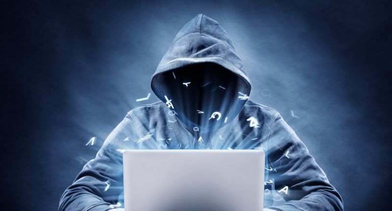 揭秘网贷催收灰色链：隐私被偷走，安全在哪里？ - 金评媒