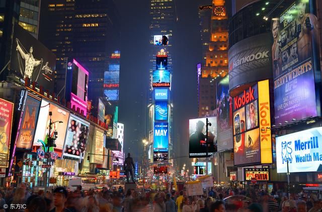 圣诞元旦欢乐行，一二传媒邀你上纳斯达克大屏纽约时代广场路透屏 - 金评媒